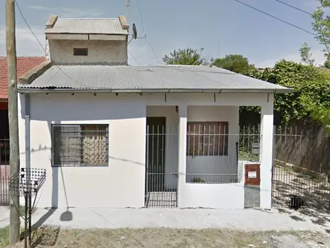 DOS DEPTOS Y UNA CASA EN HUDSON U$S 95.000.-