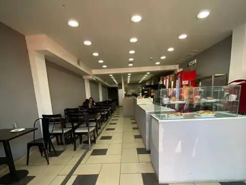 Doctor Enrique Simón Pérez 4500