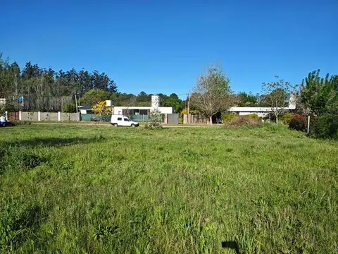 SE VENDE GRAN TERRENO EN RINCON