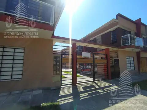 Depto Tipo Casa en Venta de 3 ambientes