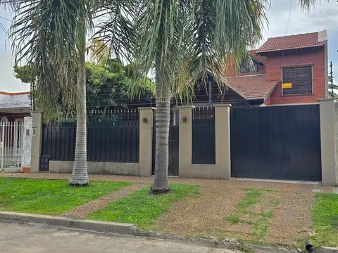 San Nicolás 1746, B1712KIB Castelar, Provincia de Buenos Aires, Argentina