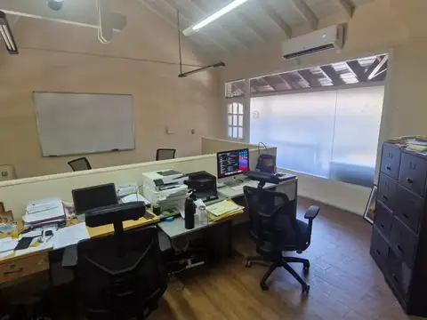 Avenida Andrés Rolón 100, Piso Lap