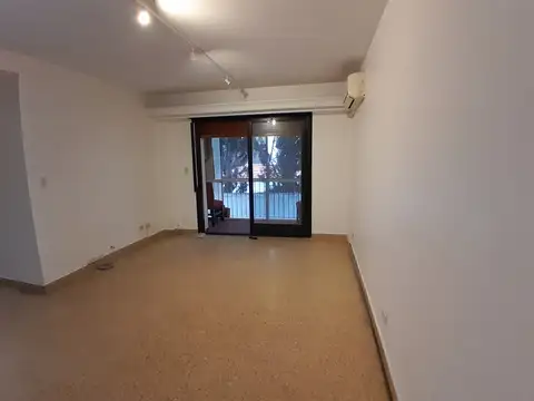 José Pascual Tamborini 3300, Piso 1