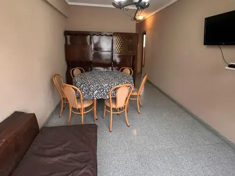 FALUCHO 1400, Piso 8