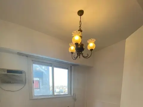 VENTA /PERMUTA - DEPARTAMENTO DE 3 AMBIENTES - MORON CENTRO