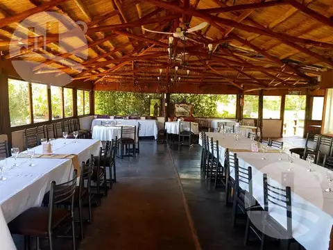 Hotel en Venta en Carpinteria, USD 800.000