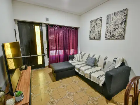 Depto Tipo Casa en Venta de 6 ambientes