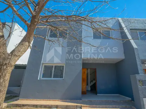 ¡Venta! Dúplex en Chacras del Norte ¡Listo para habitar! ¡Con Escritura!