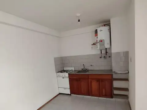Departamento en Alquiler en Alberdi, $ 450.000