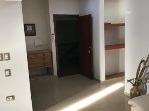 Av. San Martín 1062 , Piso 1