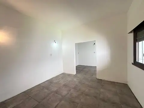 ALQUILER 2 AMBIENTES PATIO LANÚS OESTE