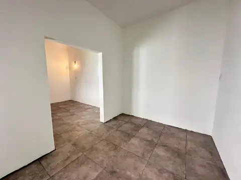 Depto Tipo Casa en Alquiler en Lanus Oeste, $ 400.000