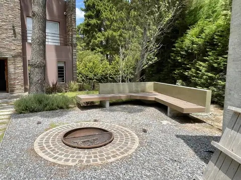 Calle Humahuaca casi Av del Plata