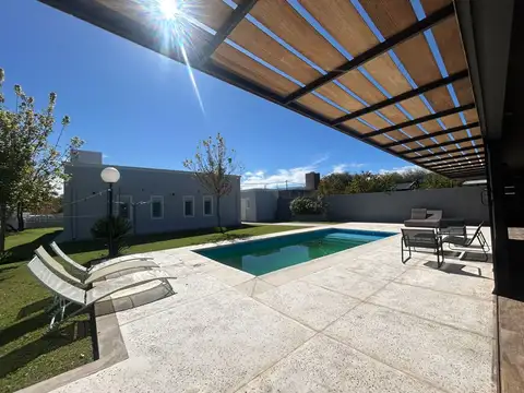 VENTA CASA PREMIUM 2 DOR MINA CLAVERO C/ ESCRITURA