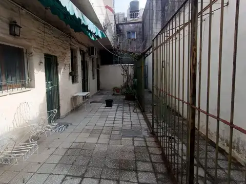 Depto Tipo Casa en Venta en Flores, USD 166.000
