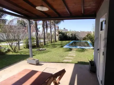 Casa en Alquiler en Villa Parque Sicardi, $ 500.000