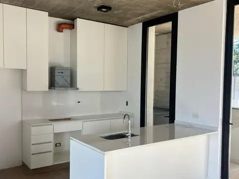 Departamento 5 ambientes con 3 baños