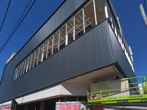 Local en Venta en Mataderos, USD 2.300.000