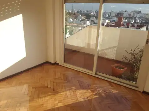 Departamento en Alquiler en Almagro, $ 800.000