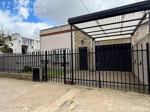 Casa venta 2 dormitorios Haedo Norte