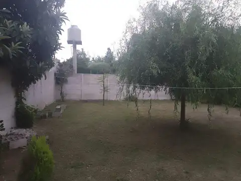 CASA EN VENTA EN FLORENCIO VARELA