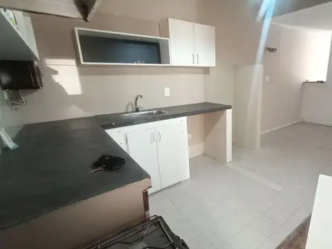 VENTA CASA 2 DORMITORIOS COCHERA B° LOS PARAISOS