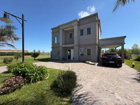 Venta Casa 4 amb, pileta, jardín, Haras del Sur 3