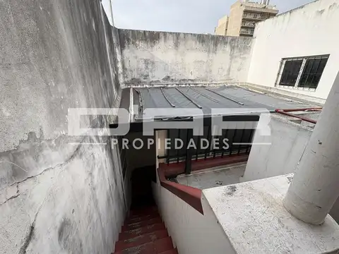 Venta Ph 4 Ambientes Con Cochera, Patio Y Terraza - Guardia Nacional 900