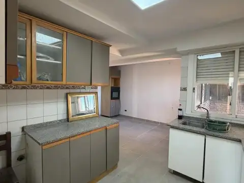Departamento en Venta de 6 ambientes