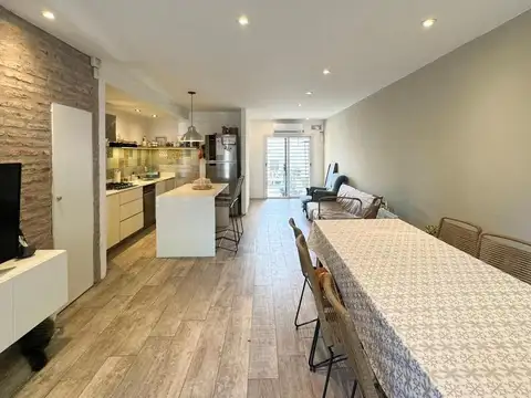 Depto Tipo Casa en Venta con 1 cocheras