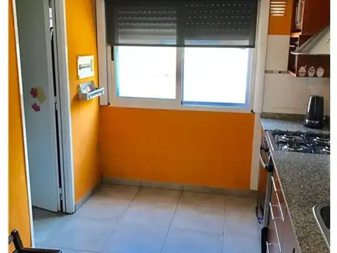 Depto Tipo Casa en Venta con 1 cocheras