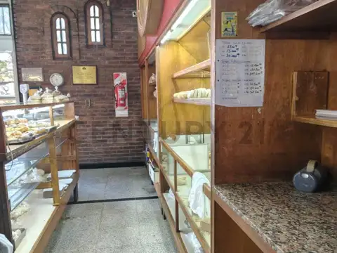 Fondo Comercio en Venta en Luis Guillon, USD 920.000
