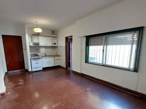 Departamento en alquiler en José León Suarez!