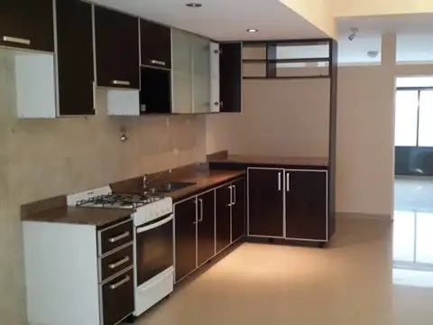 departamento 2 ambientes en planta baja c/patio