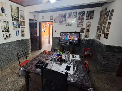 Casa en Venta con 1 cochera