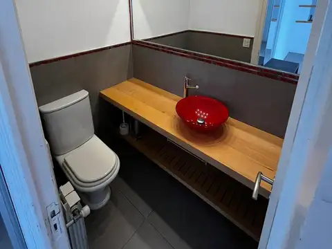 Depto Tipo Casa en Alquiler en Centro, $ 1.800.000