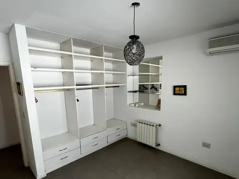 Depto Tipo Casa en Alquiler de 2 dormitorios