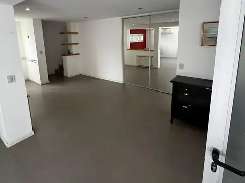 Depto Tipo Casa en Alquiler 25 años