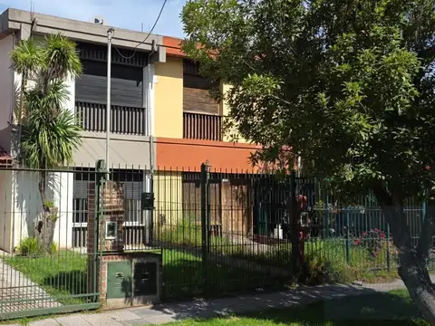 Casa en venta zona Constitución