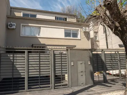 VENTA DUPLEX 4 AMBIENTES - OLIVOS