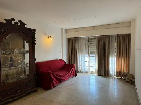 Depto Tipo Casa en Venta en Centro, USD 99.000