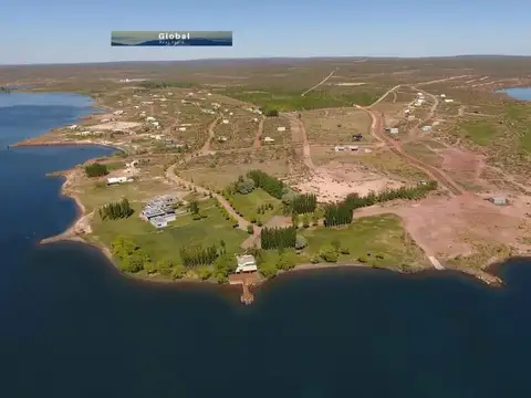 CASA BARRIO LA PENÍNSULA LAGO MARÍ MENUCO, NEUQUÉN PATAGONIA ARGENTINA