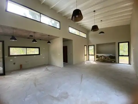 Casa en Venta en Villarobles, USD 235.000