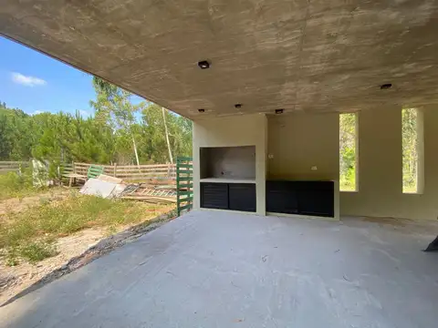 VENTA DE CASA EN VILLAROBLES. A ESTRENAR