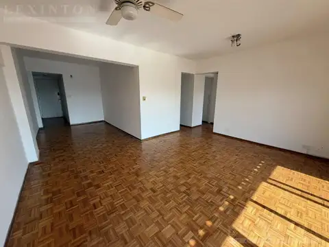 Living en L 3 Dormitorios 2 baños Cocina y Lavadero a Nuevo Vista al Rio Losa radiante con Cochera