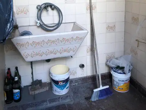 Depto Tipo Casa 3 ambientes con 1 baño