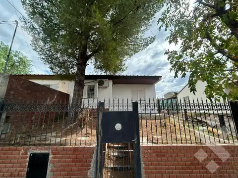 Casa en Venta en Neuquen, USD 120.000