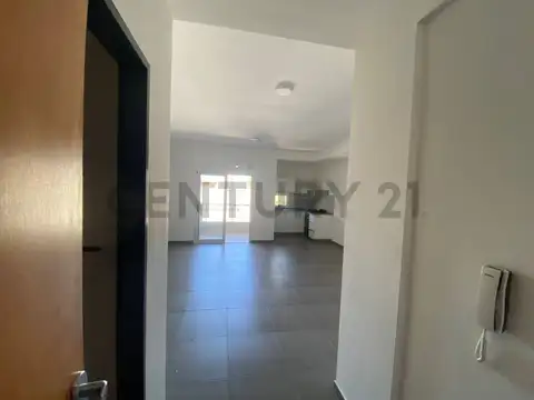 Venta departamento 3 ambientes en Saenz peña