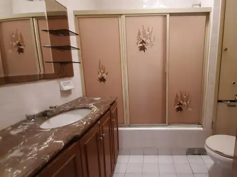 VENTA 4 AMB CON PATIO Y PARRILLA SIN EXPENSAS