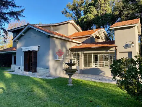 Quinta en Venta de 5 dormitorios